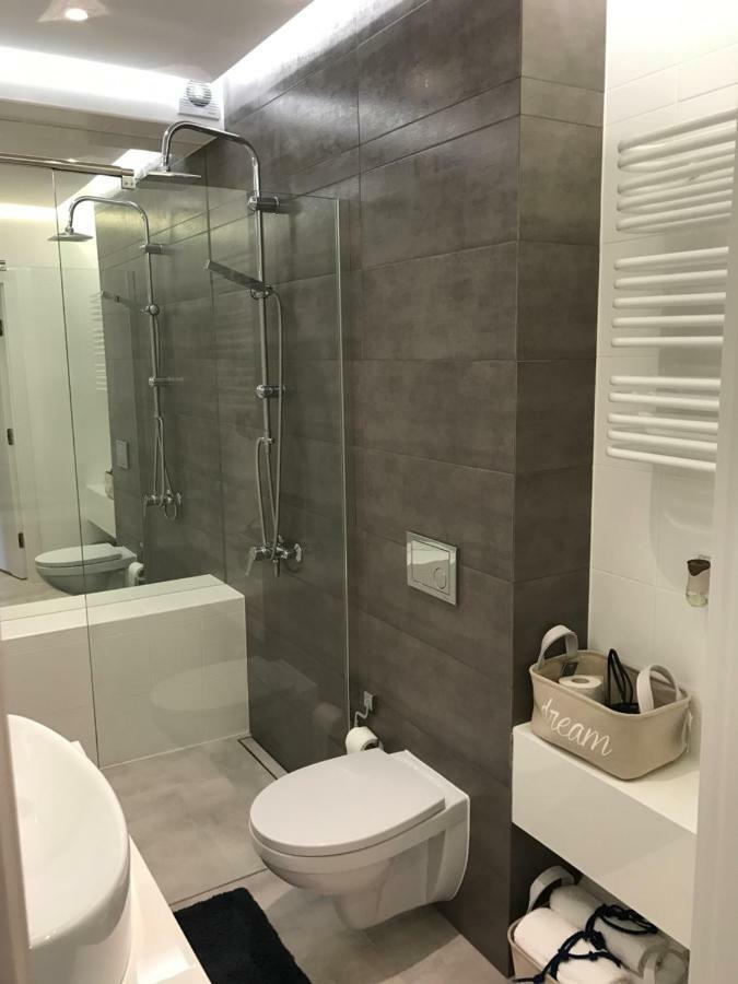 Apartament Jelitkowski Dwor グダニスク エクステリア 写真